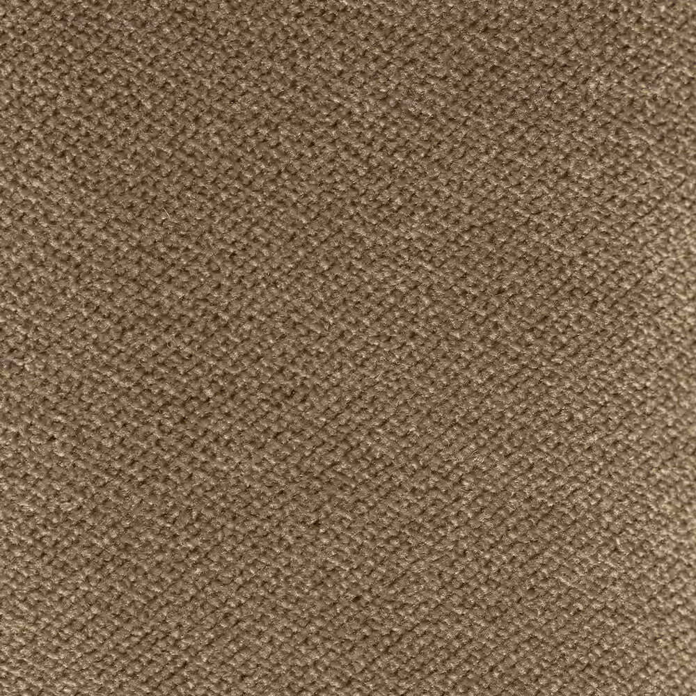 Primo piano di T30 Gioiello di Divani.Store: un tessuto elegante, morbido al tatto e antimacchia con una sottile trama diagonale. L'illuminazione mette in risalto la sua texture fine e la sua struttura resistente, ideale per interni raffinati.