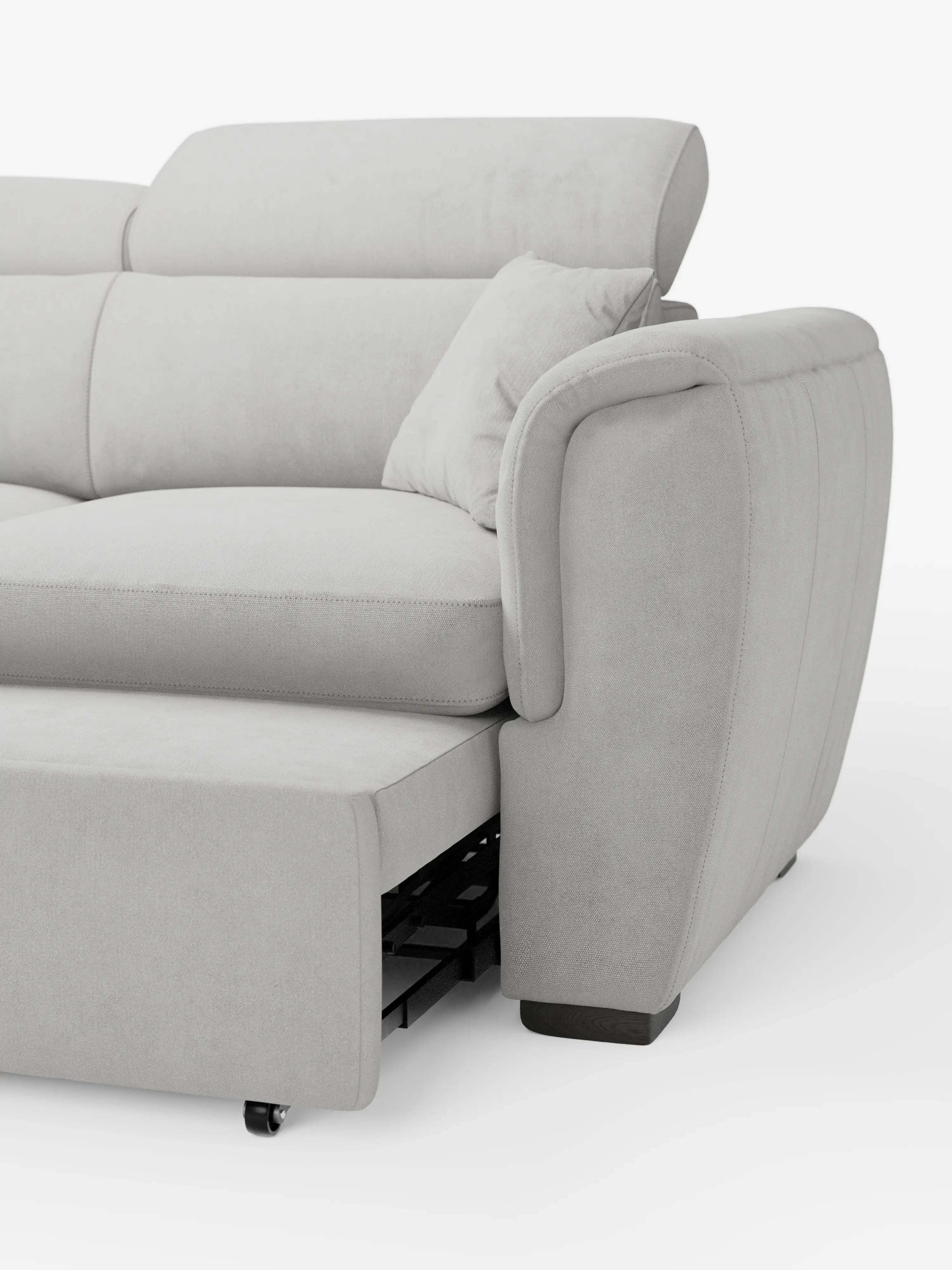 Il divano a 2 posti estraibile Titano con poggiatesta reclinabili in tessuto smacchiabile Oeko-Tex® di Divani.Store è qui presentato con rivestimento grigio chiaro, caratterizzato da morbidi cuscini e comodi braccioli. Caratterizzato da una linea moderna e compatta, questo divano è dotato di una sezione estraibile con meccanismo a delfino e rotelle, che fuoriesce parzialmente da sotto la seduta. Un cuscino decorativo abbinato è appoggiato in un angolo, il tutto su uno sfondo bianco a tinta unita.