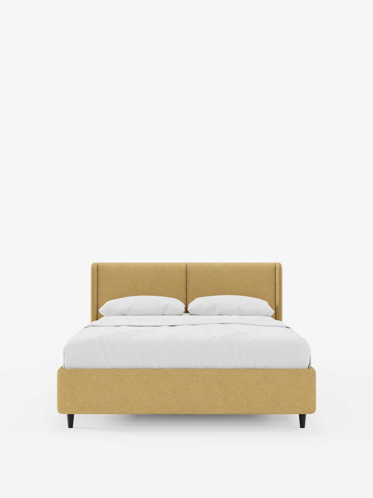 Caratterizzato da un design contemporaneo, il letto di design VALKIRIA di Letti.store è un letto imbottito rivestito in tessuto giallo senape certificato Oeko-Tex®, con gambe corte nere e una testiera bassa e avvolgente, completata da due cuscini imbottiti. Il letto è rifatto con cura con un lenzuolo con angoli bianco, due cuscini bianchi e un piumone bianco. Lo sfondo è bianco a tinta unita.