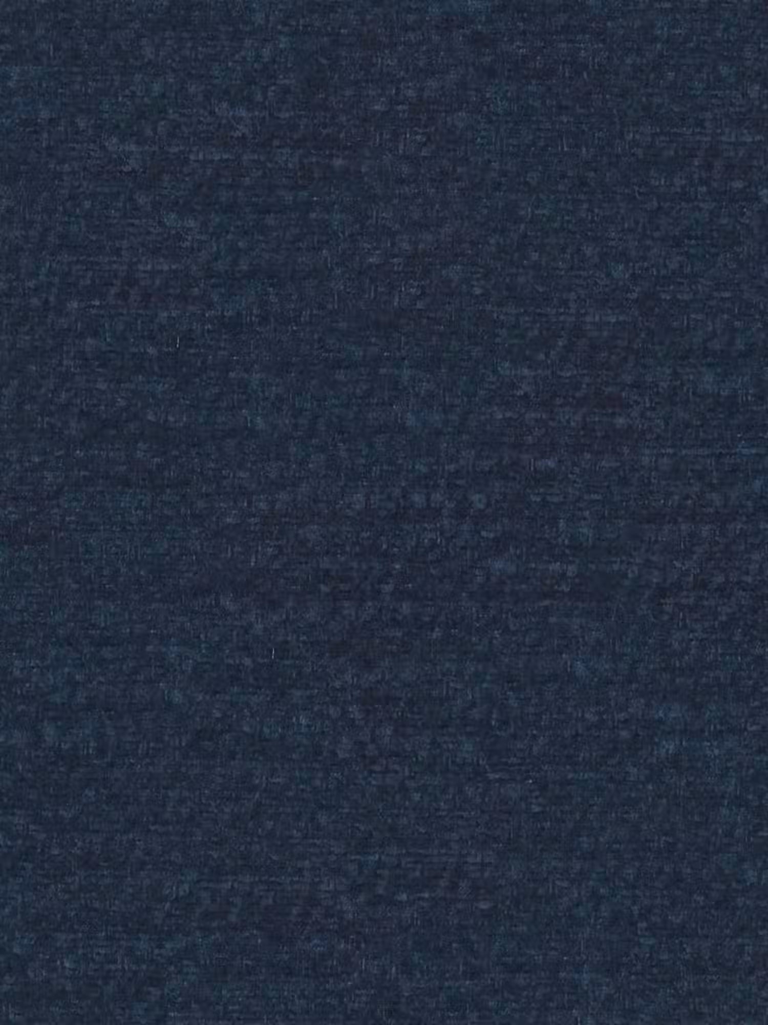 La sedia imbottita Vico, realizzata in morbido tessuto soft-touch OEKO-TEX® da Divani.Store, presenta un tessuto blu scuro dalla trama a rilievo e dall’aspetto soffice, perfetto per un ambiente dal design moderno grazie alle sue gambe in metallo nero.