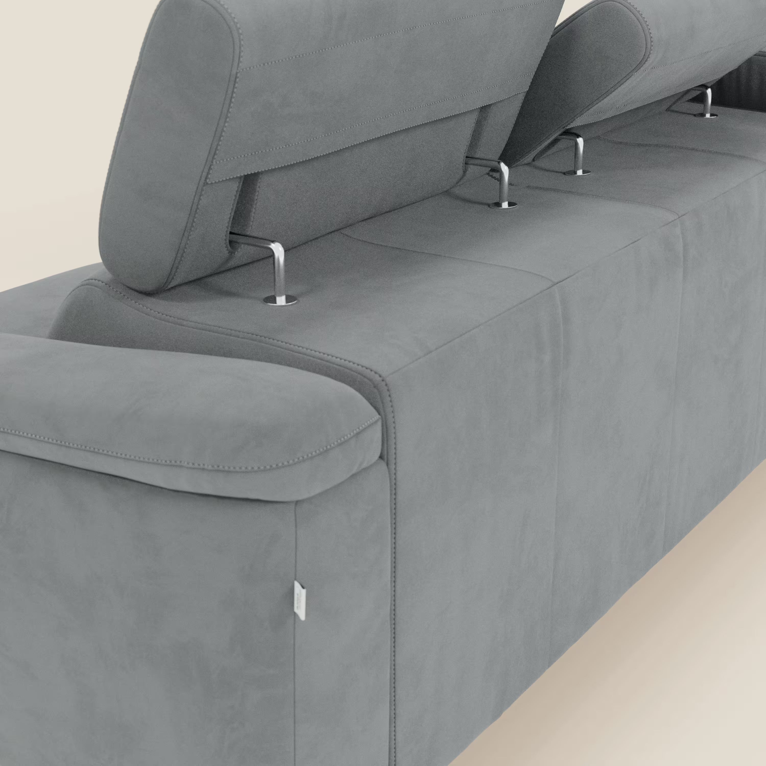 Arcos Sofa mit Halbinsel – hohe Füße und verstellbare Kopfstützen aus wasserfester Mikrofaser T11 grau