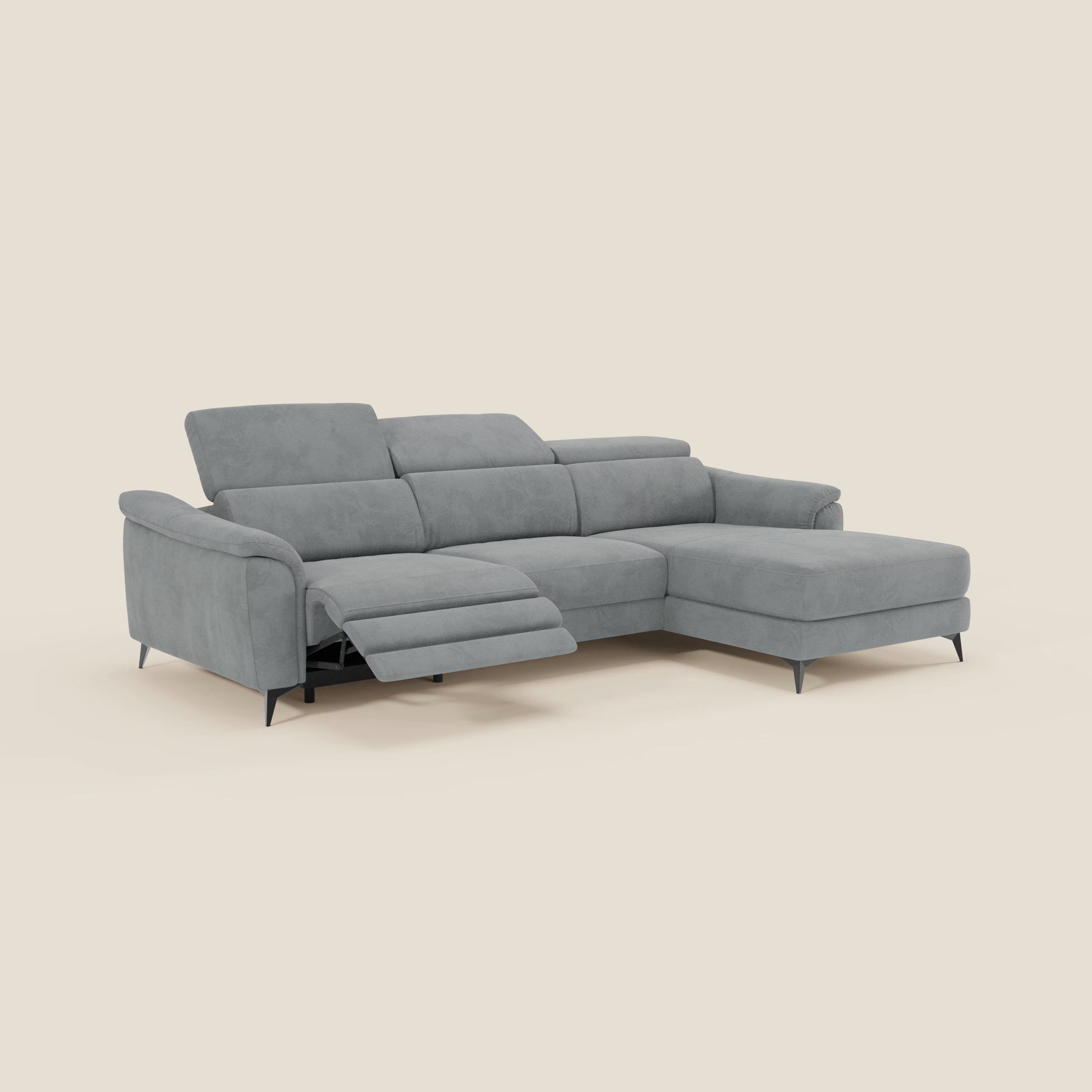 Arcos Sofa mit Halbinsel – hohe Füße und verstellbare Kopfstützen aus wasserfester Mikrofaser T11 grau