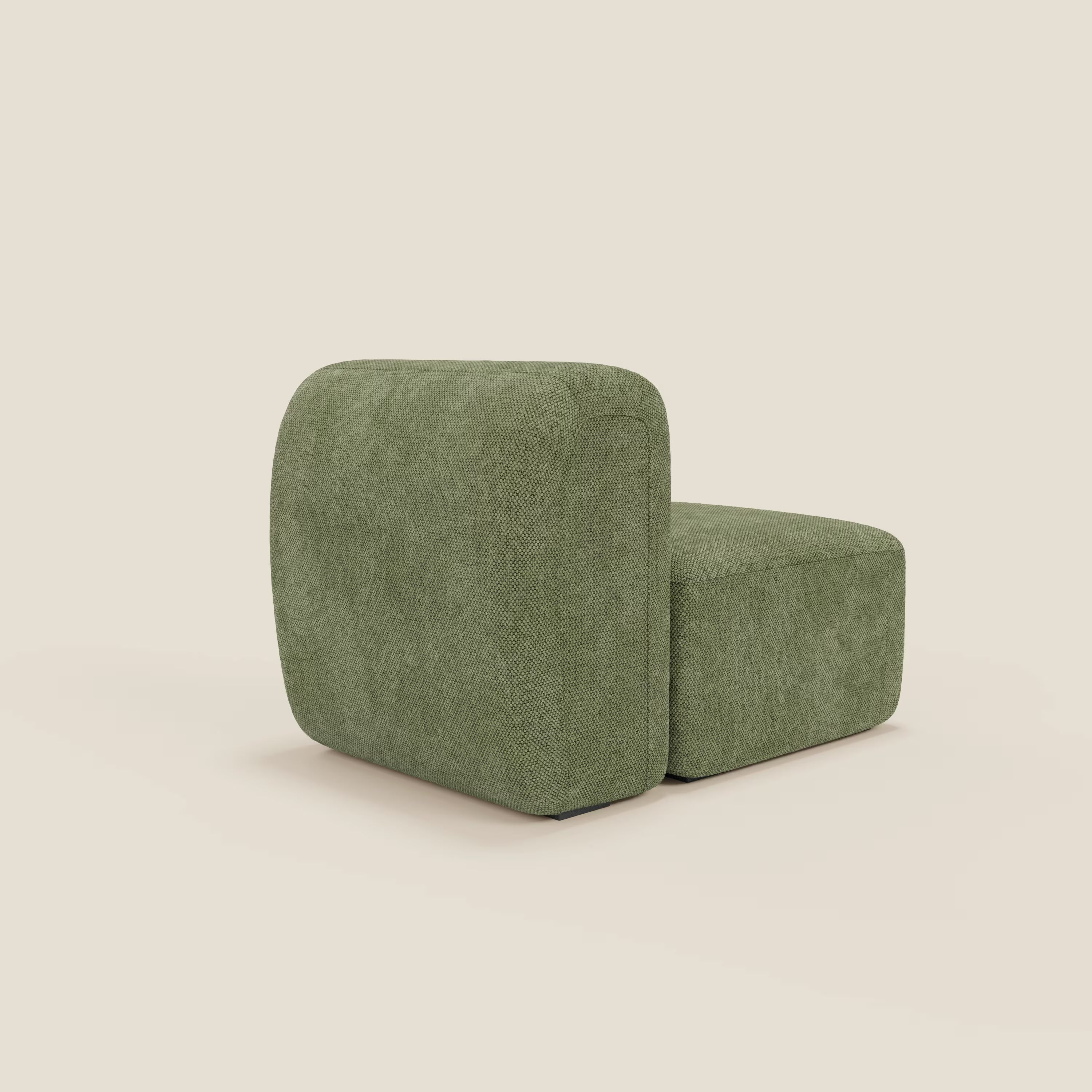 BonBon modulo centrale 70 cm - Grande Fratello edition verde muschio di Divani.Store è una moderna poltrona senza braccioli con seduta spessa e schienale arrotondato, rivestita in tessuto verde testurizzato per un look minimalista e contemporaneo.