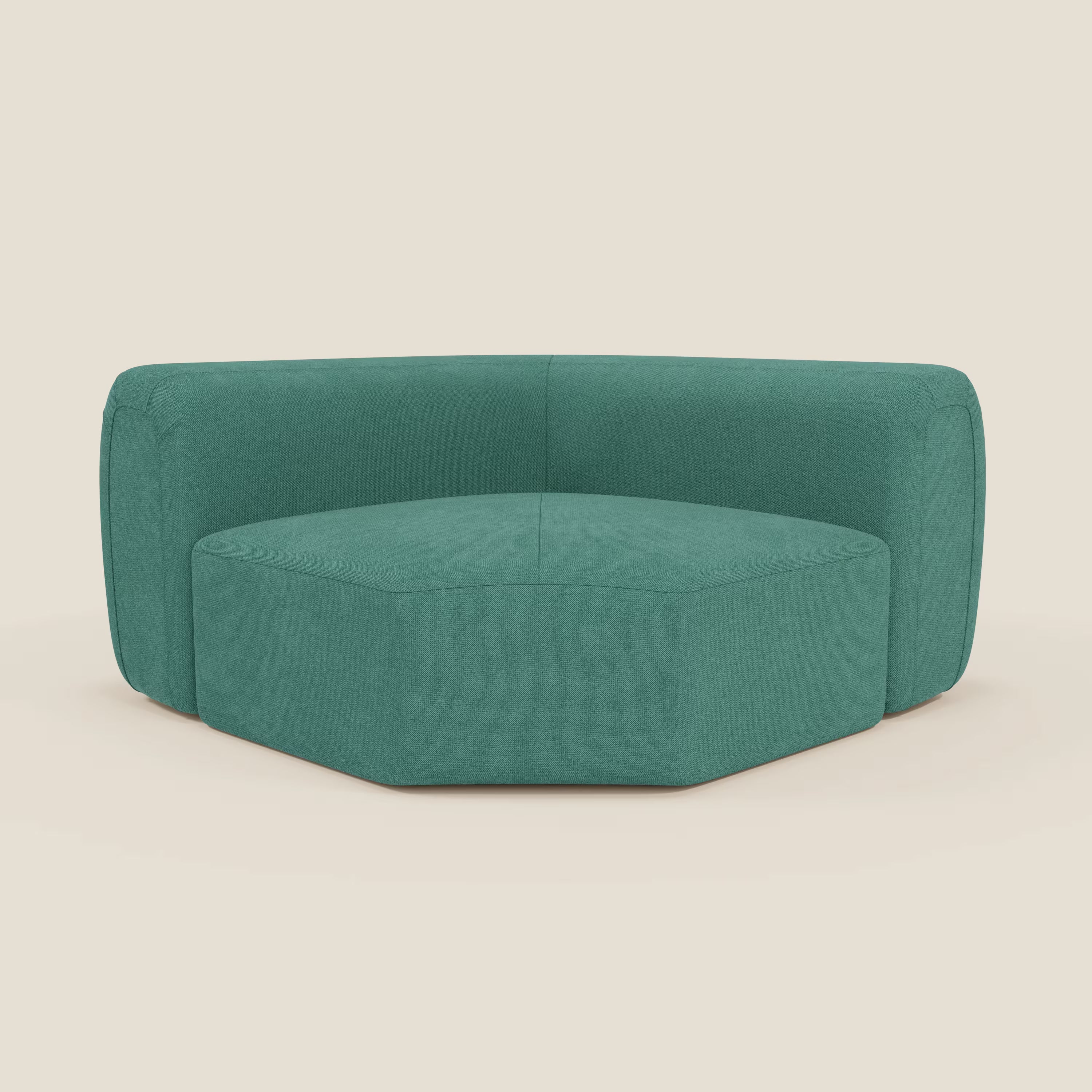 Bonbon Modulo angolare di Divani.Store è un divano moderno e componibile in tessuto antimacchia T23 verde acqua, caratterizzato da schienali bassi, ampi braccioli angolari e cuscini di seduta esagonali che ne sottolineano le linee pulite e geometriche.