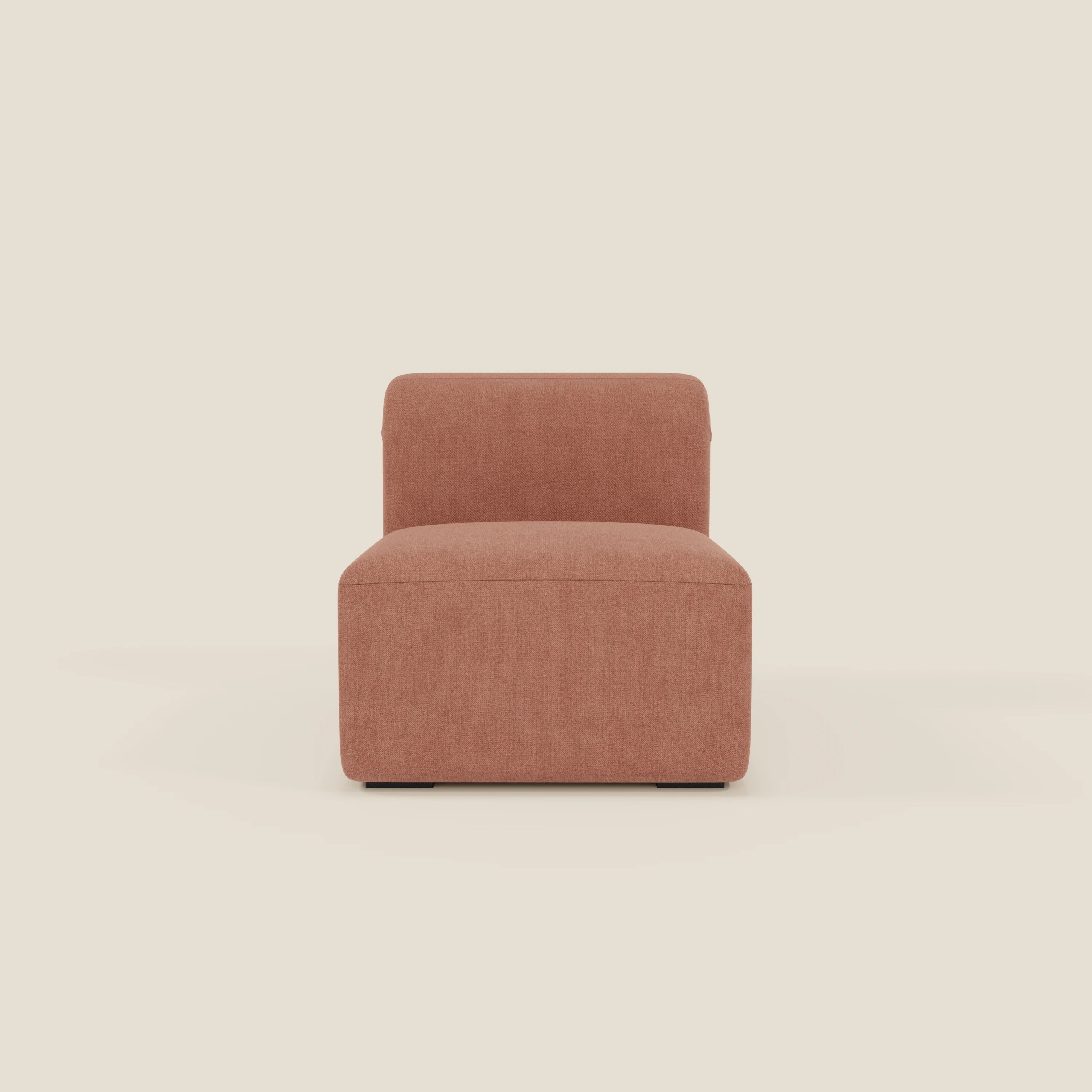 BonBon modulo centrale 70 cm di Divani.Store è una moderna poltroncina d'accento senza braccioli in tessuto antimacchia T23 pesca, dal design squadrato e minimale con schienale basso e ampia seduta imbottita su piccole gambe.