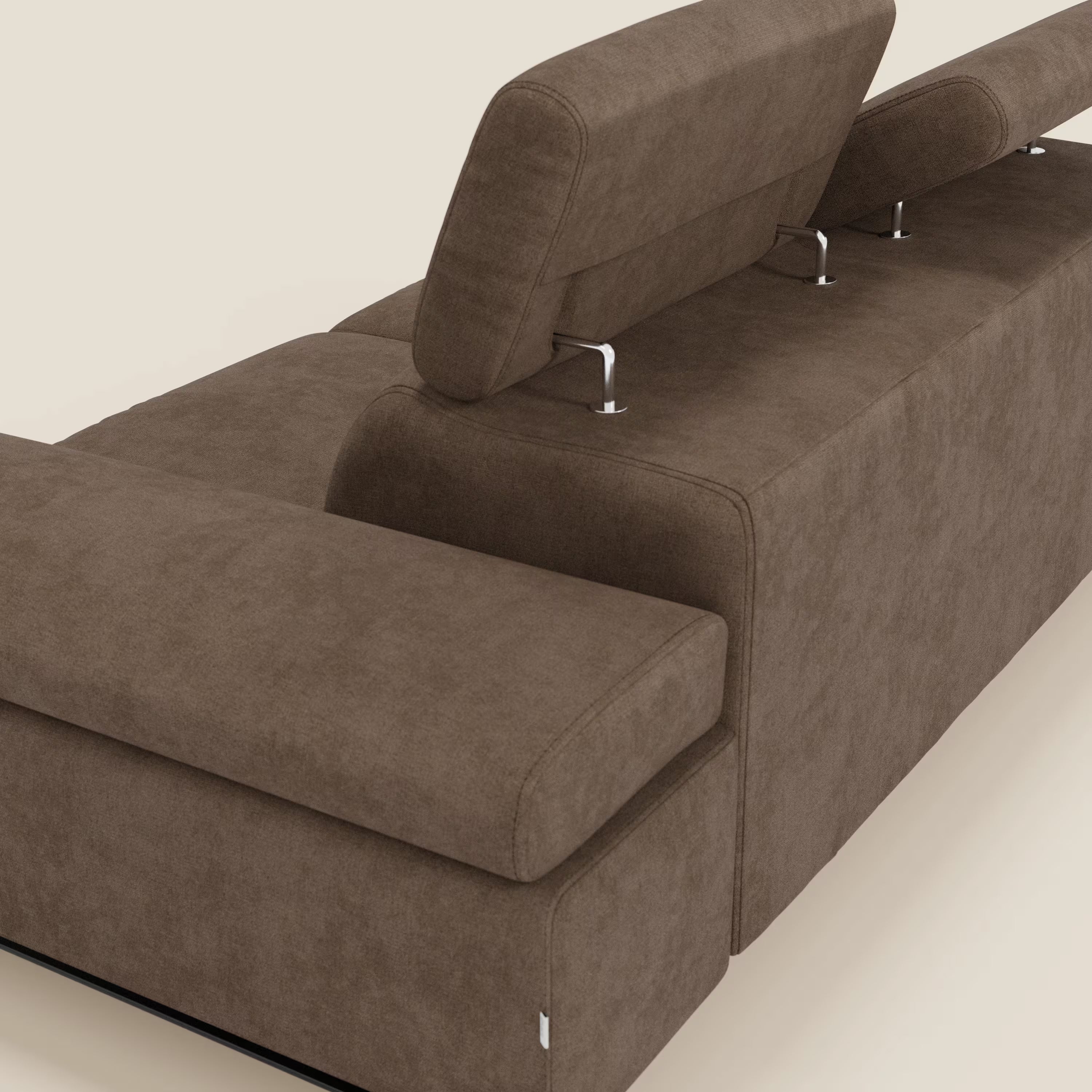 Zayana 3-Sitzer-Sofa mit ausziehbarem Element – verstellbare Armlehnen und Kopfstützen aus wasserfestem Stoff T02 braun