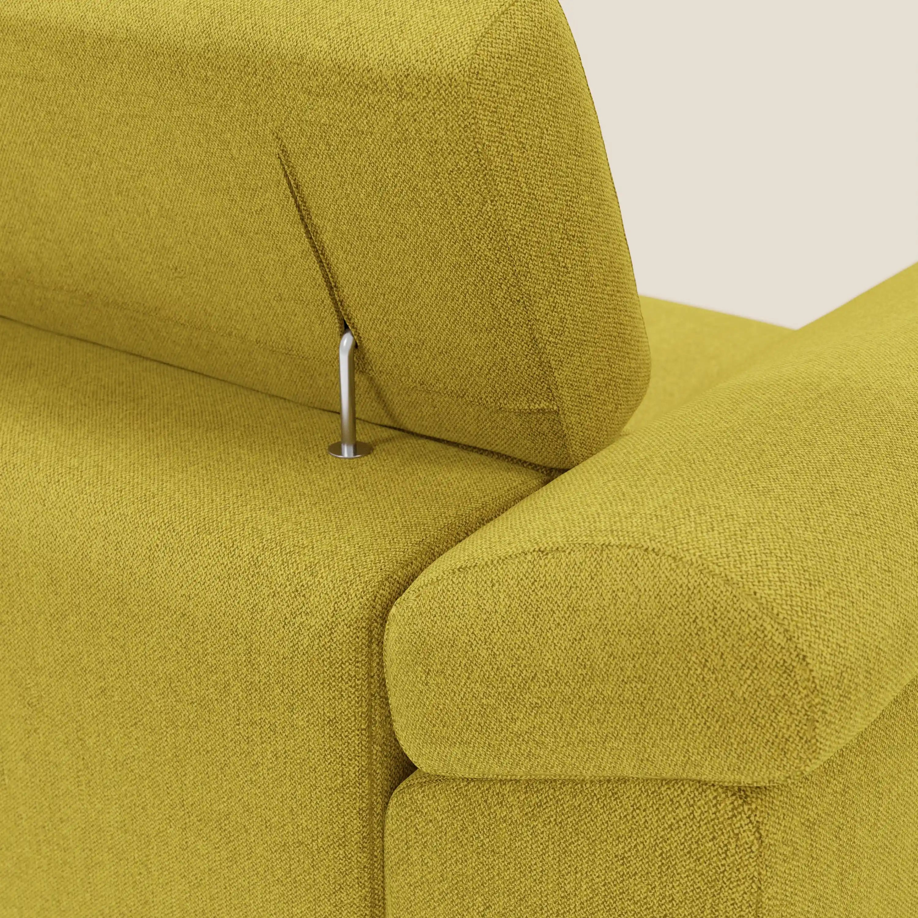 Donatello Ecksofa mit verschiebbaren Sitzen, Armlehnen mit Stauraum und Kopfstütze aus weichem, abwaschbarem Stoff T23 sonnengelb