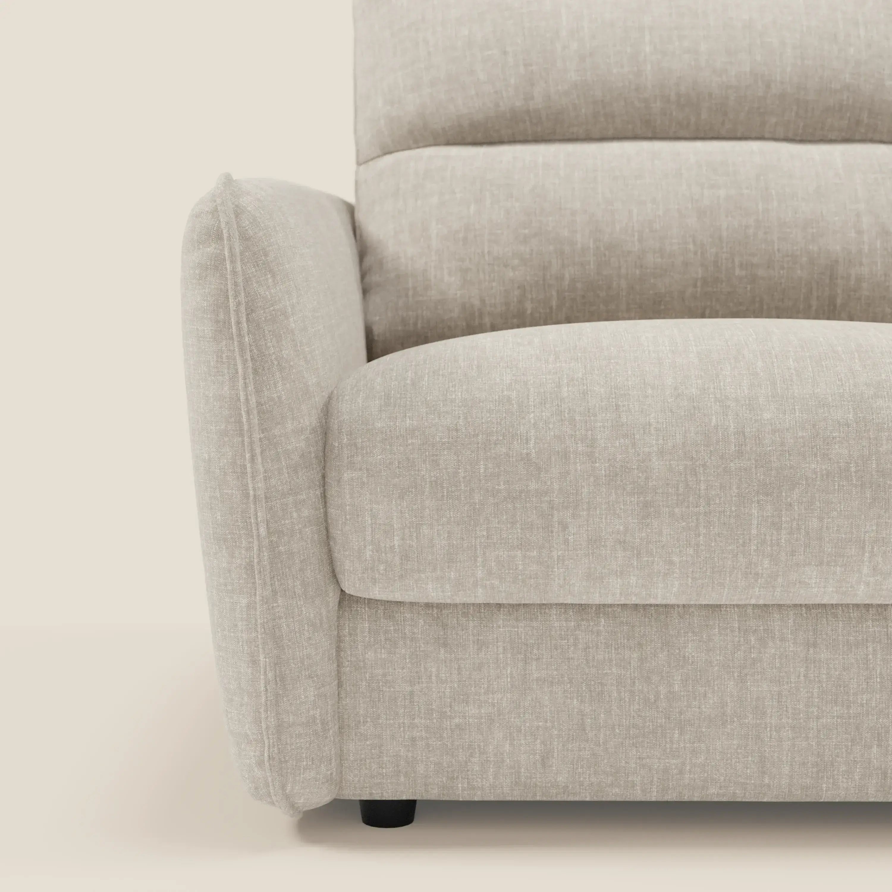 Elios Schlafsofa mit weichen Rückenkissen aus abwaschbarem Stoff T24 weiß