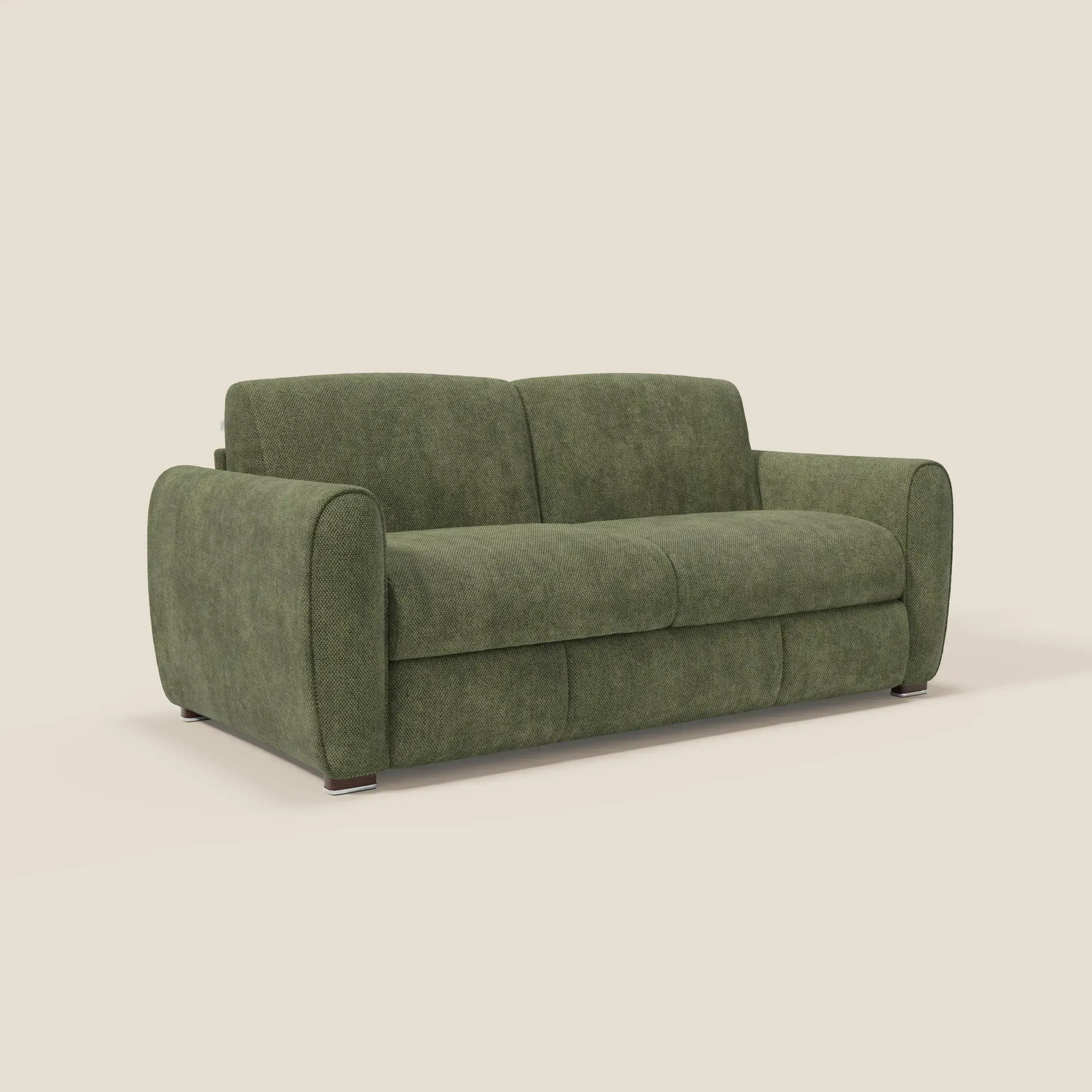 Divano letto moderno Kaleo verde di Divani.Store, con materasso H17 cm ed elegante tessuto impermeabile T26 verde muschio, su sfondo bianco.